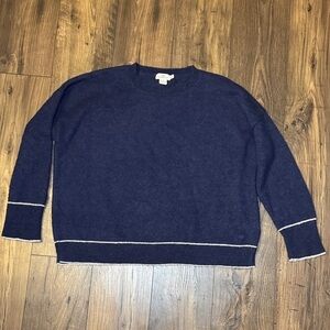 Vineyard Vines Navy Sweater with White Accents